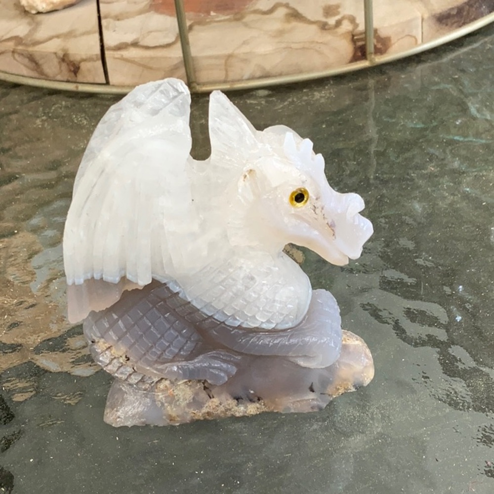 AGATE HAND CARVED DRAGON